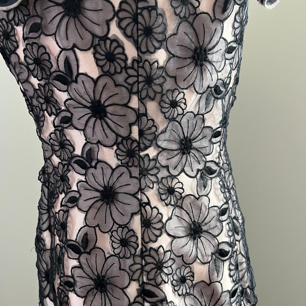 Sonia Peña Black Floral Lace Applique Dress US 6 Pink Satin One Shoulder Ruffle - Picture 7 of 9